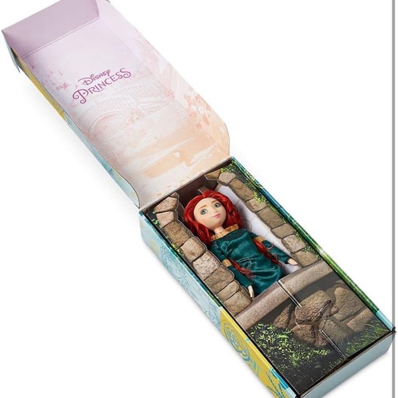 NWT Disney Princess Merida Doll with Fiery Red Hair - Picture 4 of 5
